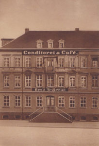Kaffeehaus Trömel - Neubau am Postplatz 9, Eröffnung 1. September 1883